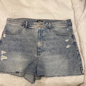 High waisted Mom Shorts